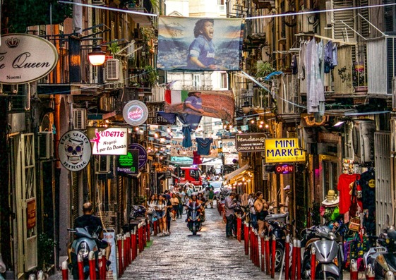 Imagen del barrio Quartieri Spagnoli, Napoles.